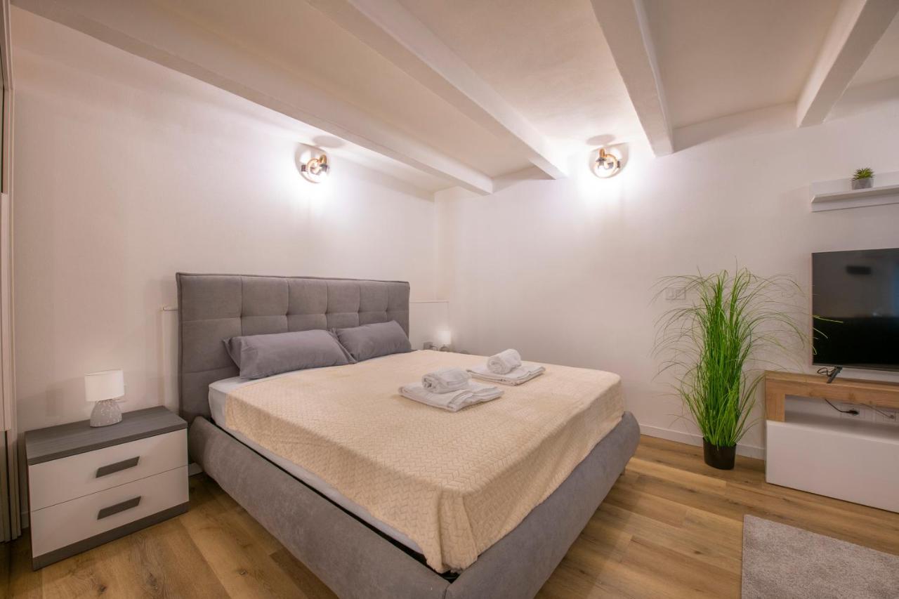 Borsarihouse Wifi & Smarttv Apartment Verona Exterior photo