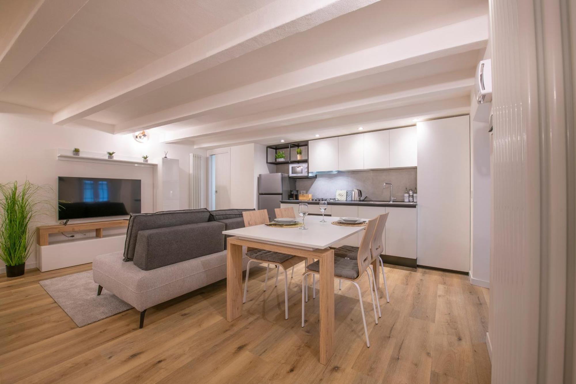 Borsarihouse Wifi & Smarttv Apartment Verona Exterior photo